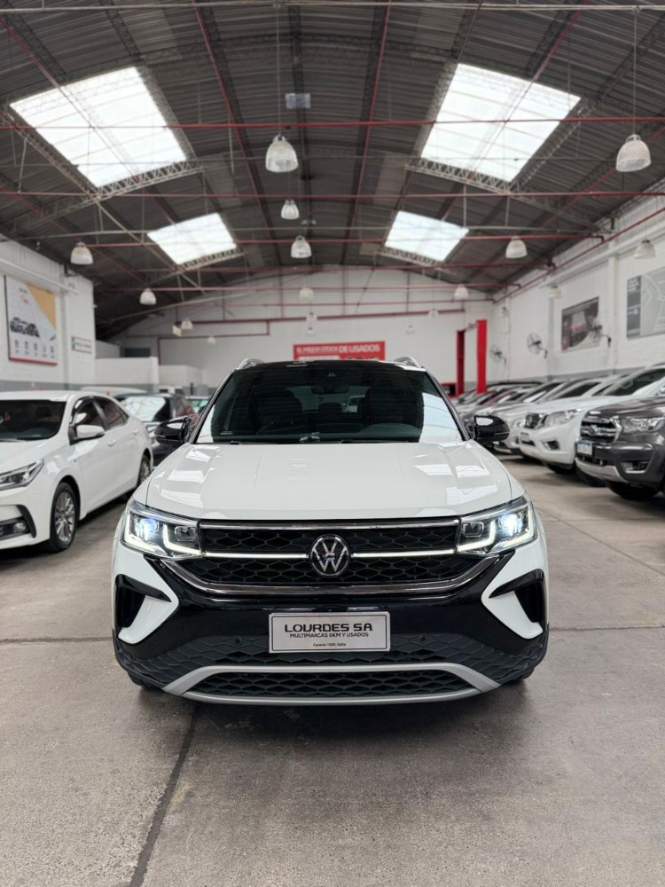 Volkswagen TAOS HIGHLINE BITONO — foto 2